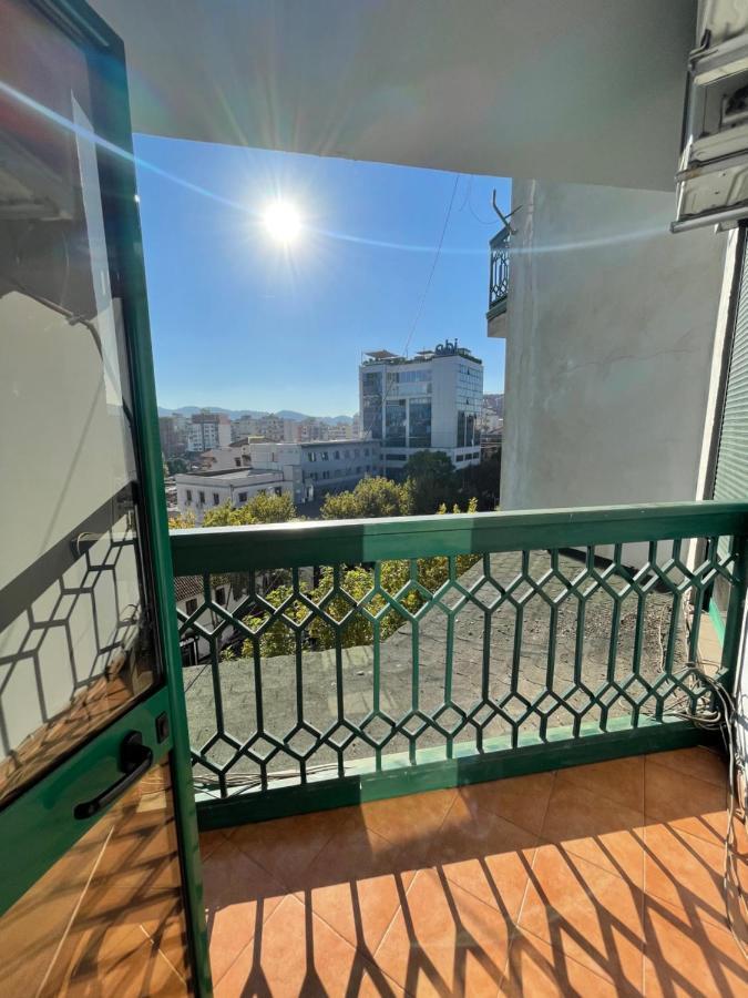 Luxury Center Apartment 地拉那 外观 照片